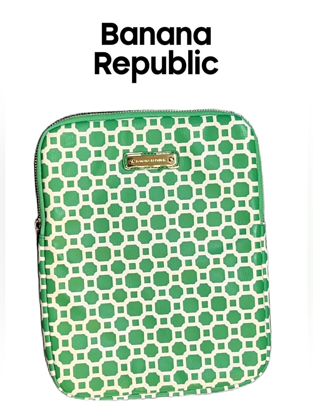 Banana Republic Green and White Geometric Tablet Sleeve
